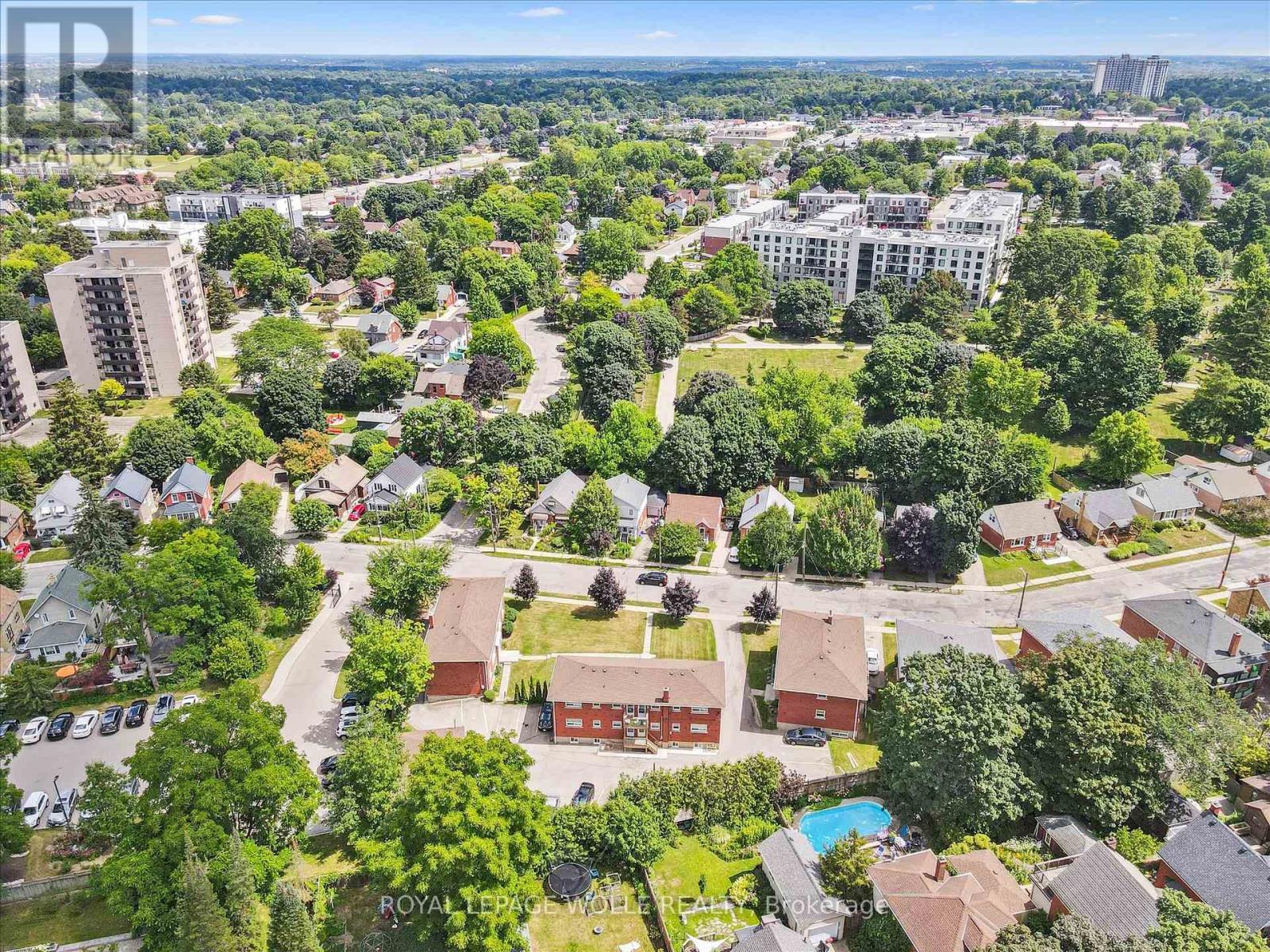 












275-279 HERBERT STREET

,
Waterloo,




Ontario
N2J1V3

