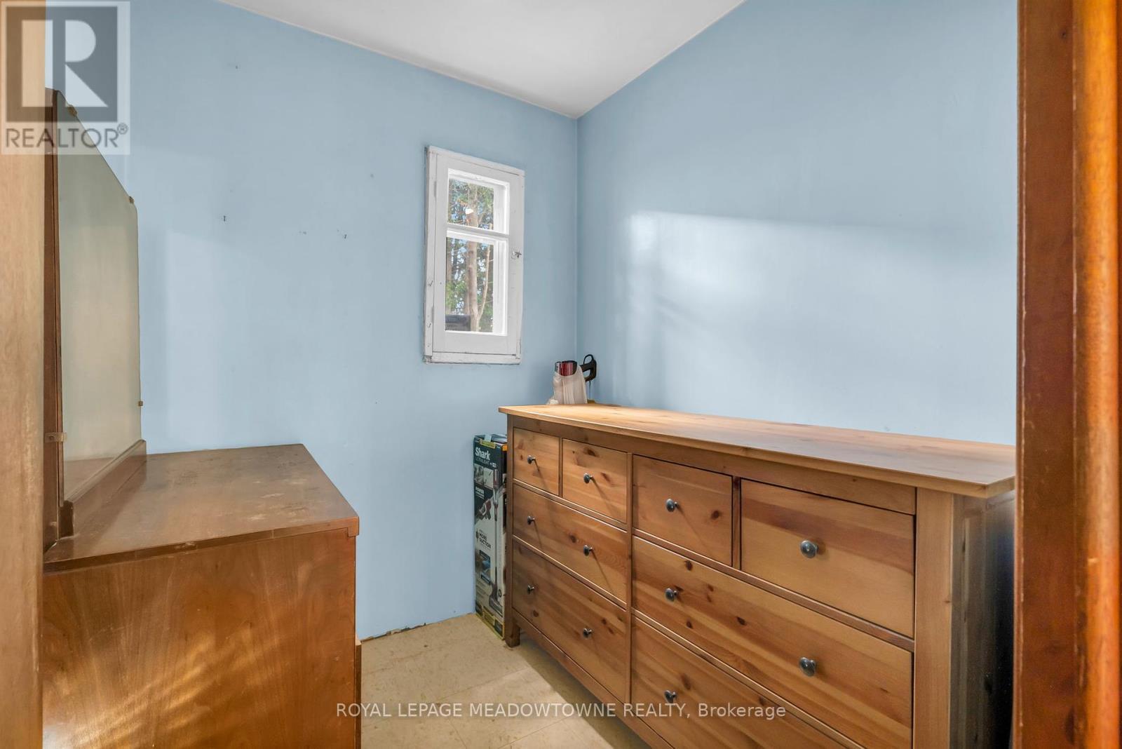 












9483 WELLINGTON RD 124

,
Erin,




Ontario
N0B1T0

