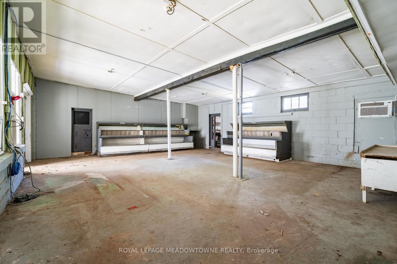 












9483 WELLINGTON RD 124

,
Erin,




Ontario
N0B1T0

