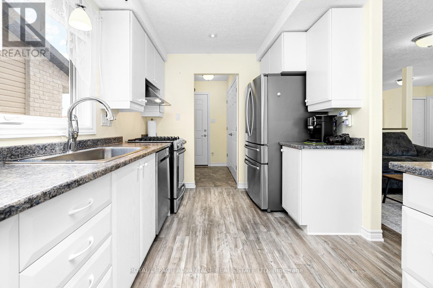 












42 CODE CRESCENT

,
Smiths Falls,




Ontario
K7A0A9

