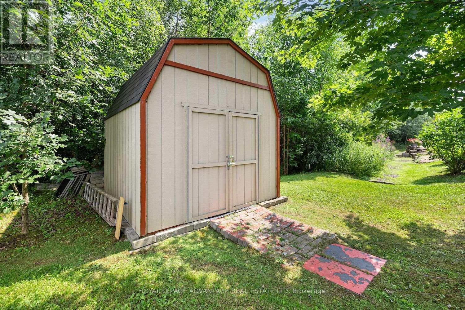 












42 CODE CRESCENT

,
Smiths Falls,




Ontario
K7A0A9

