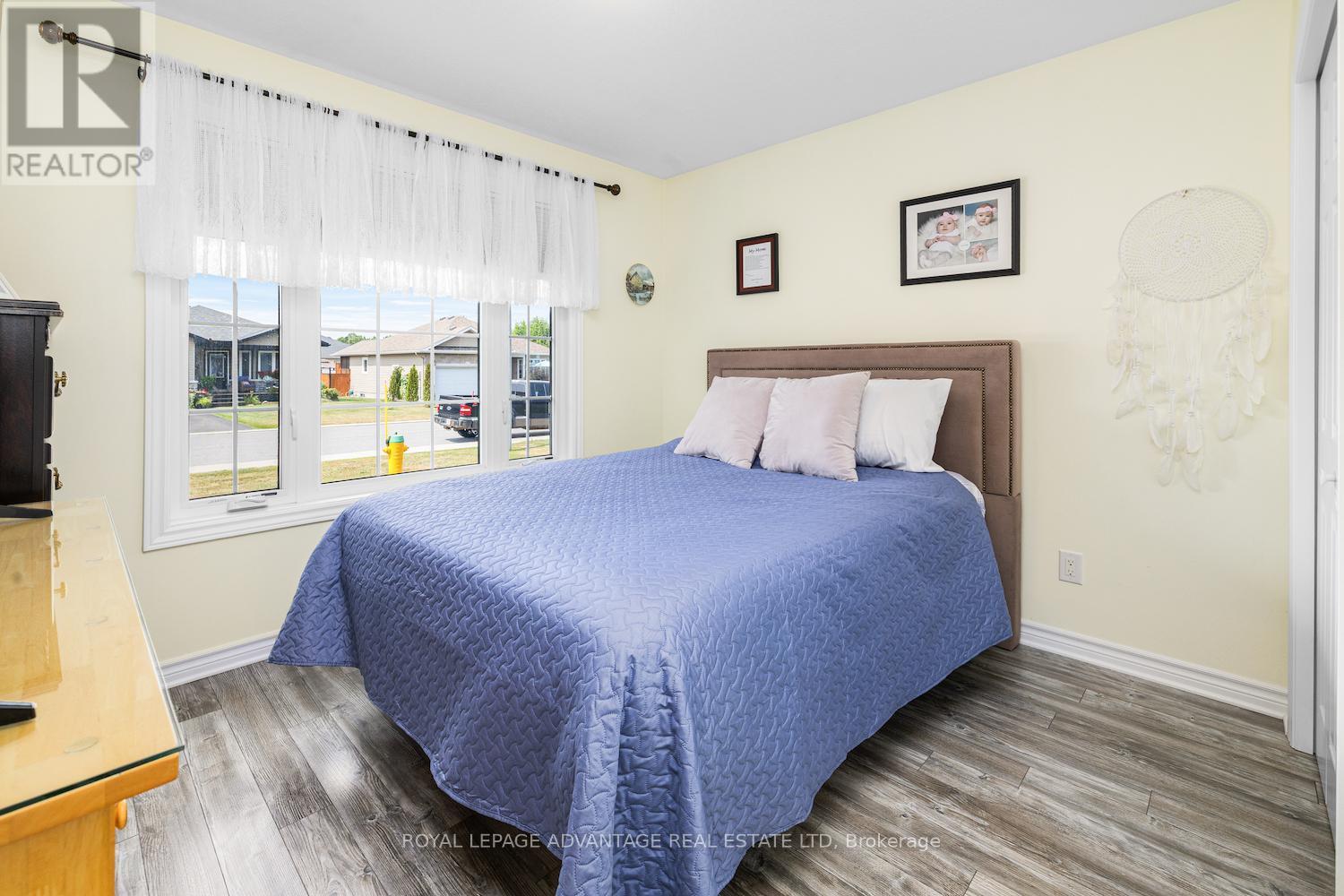 












42 CODE CRESCENT

,
Smiths Falls,




Ontario
K7A0A9

