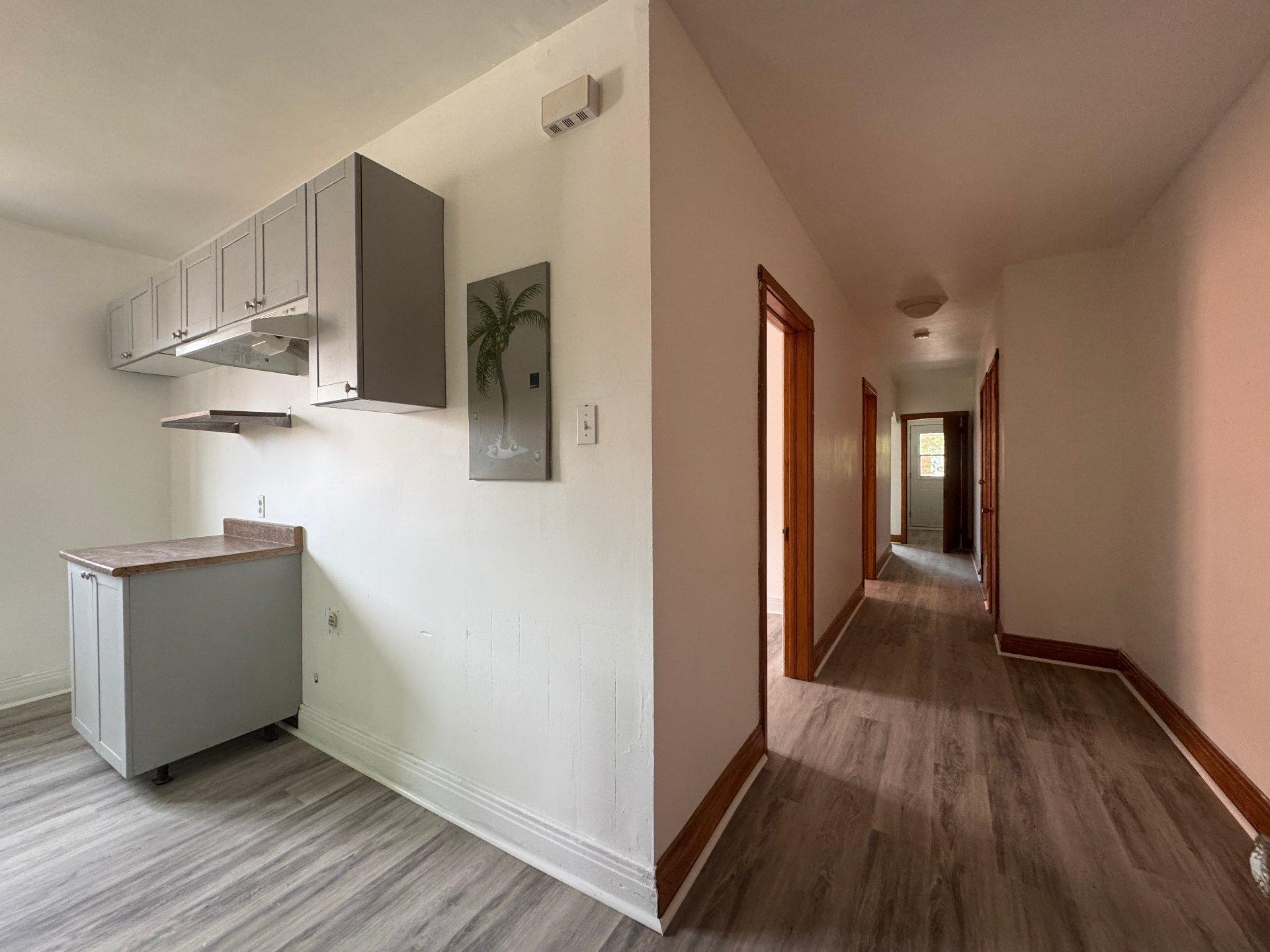 









1292


Rue Rolland

,
Montréal (Verdun/Île-des-Soeurs),




QC
H4H2G4

