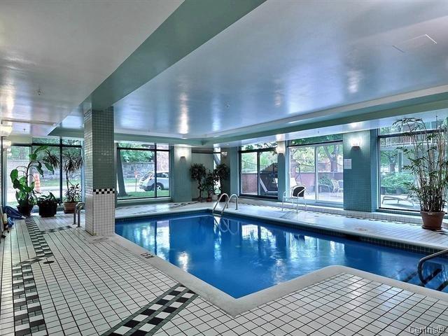 









1080


Rue St-Mathieu

, 802,
Montréal (Ville-Marie),




QC
H3H2S8

