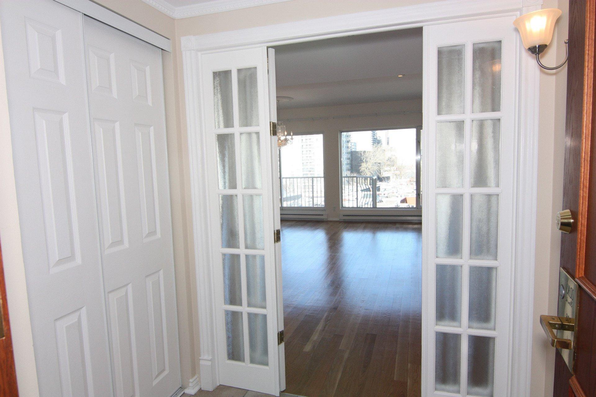 









1080


Rue St-Mathieu

, 802,
Montréal (Ville-Marie),




QC
H3H2S8

