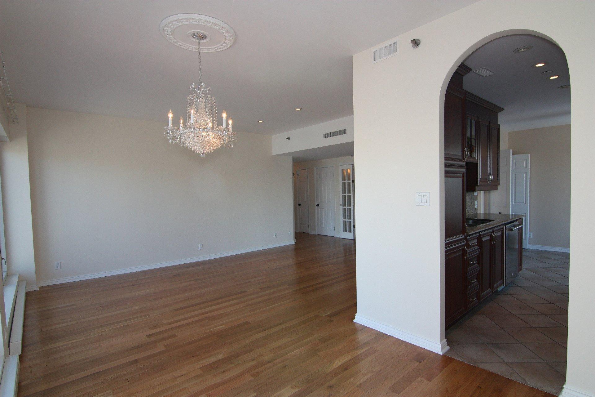 









1080


Rue St-Mathieu

, 802,
Montréal (Ville-Marie),




QC
H3H2S8

