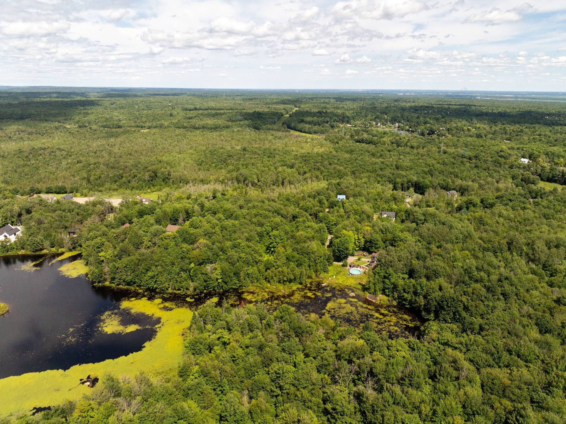 












Rue Aramis

,
Saint-Colomban,







QC
J5K2K9

