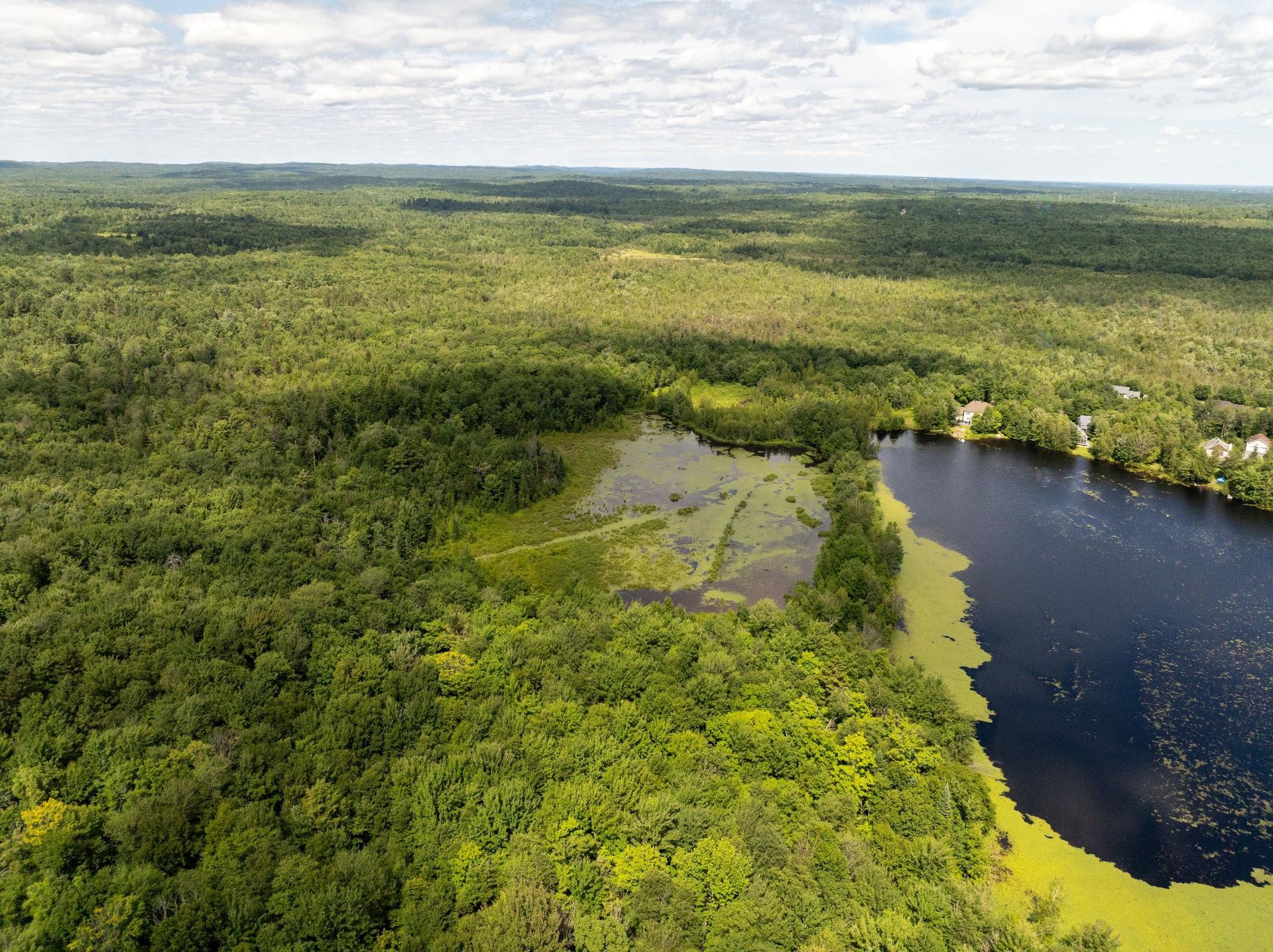 












Rue Aramis

,
Saint-Colomban,







QC
J5K2K9

