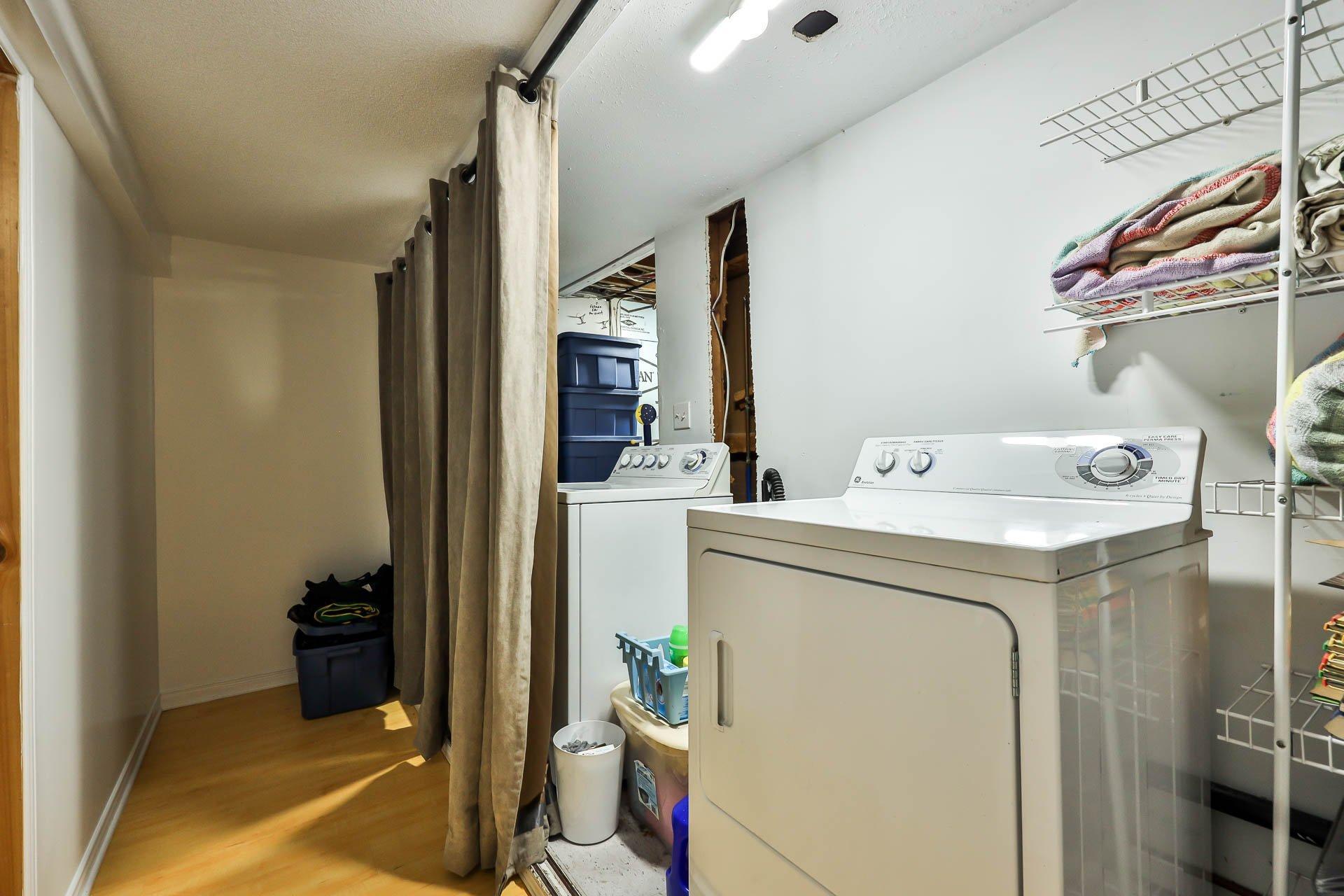 









235


Rue McPike

,
Gatineau (Buckingham),




QC
J8L2J2

