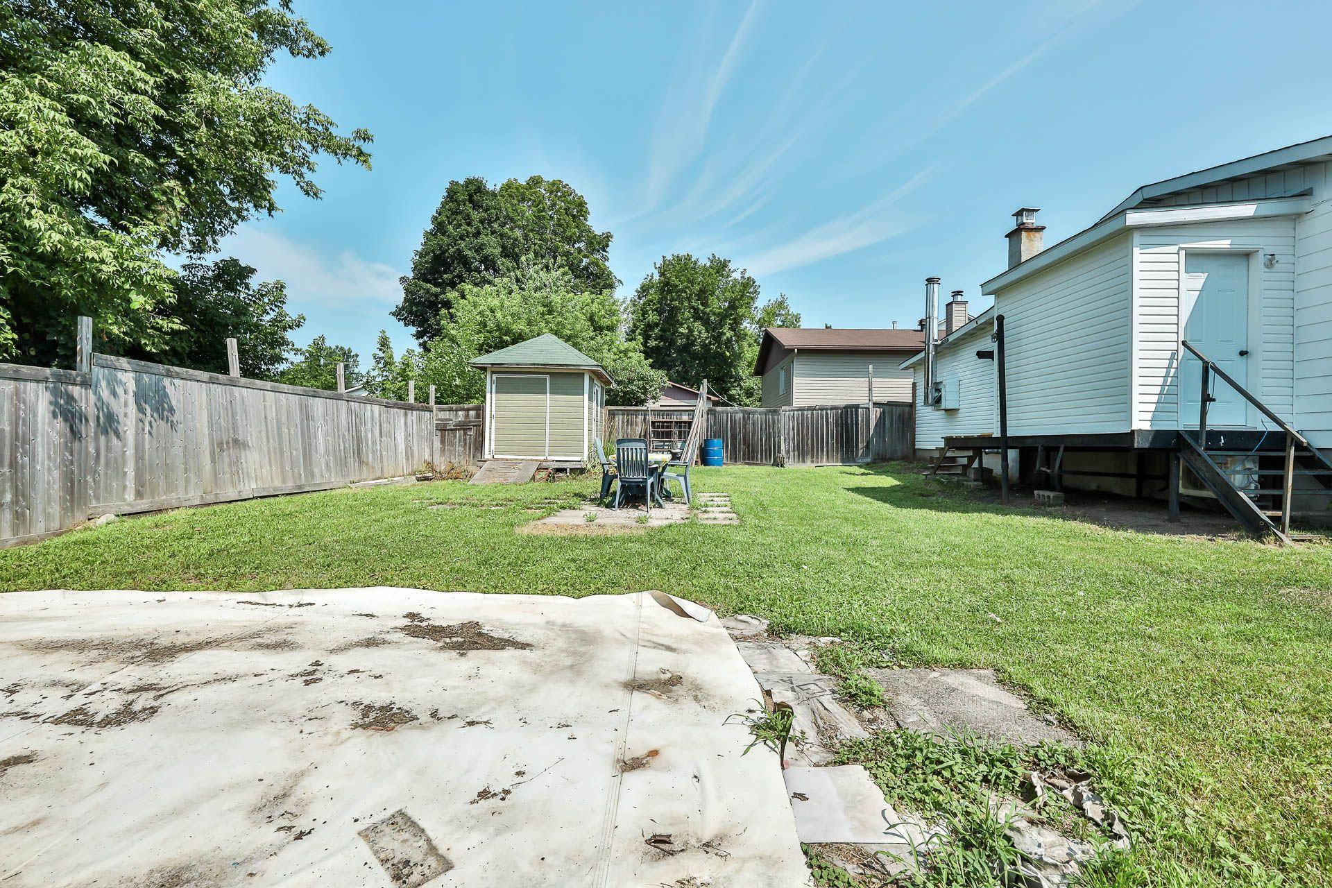 









235


Rue McPike

,
Gatineau (Buckingham),




QC
J8L2J2

