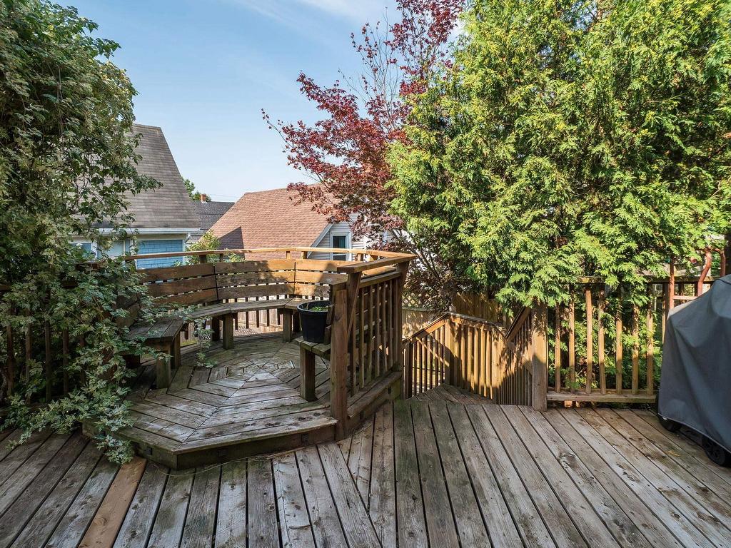 












328 King Street

,
Windsor,




NS
B0N 2T0

