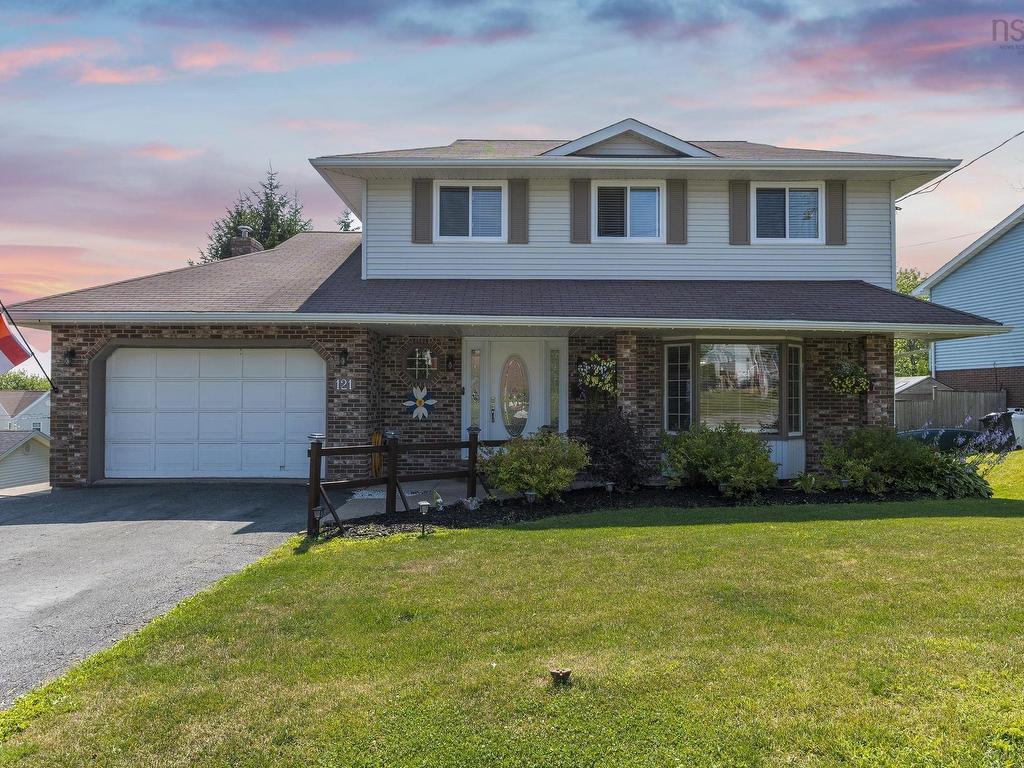 












121 Greenwich Drive

,
Dartmouth,




NS
B2V 2N5

