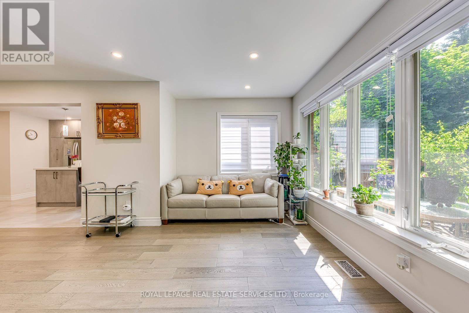 












49 - 1905 BROAD HOLLOW GATE

,
Mississauga,




Ontario
L5L5X2

