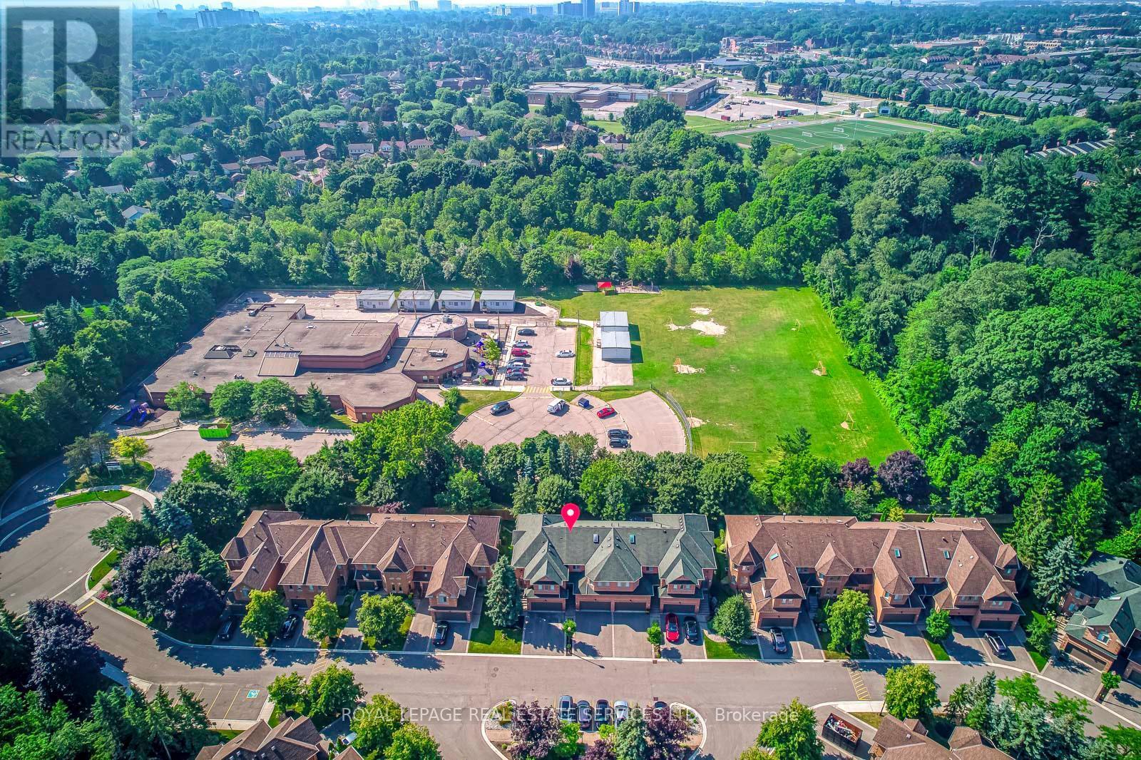 












49 - 1905 BROAD HOLLOW GATE

,
Mississauga,




Ontario
L5L5X2

