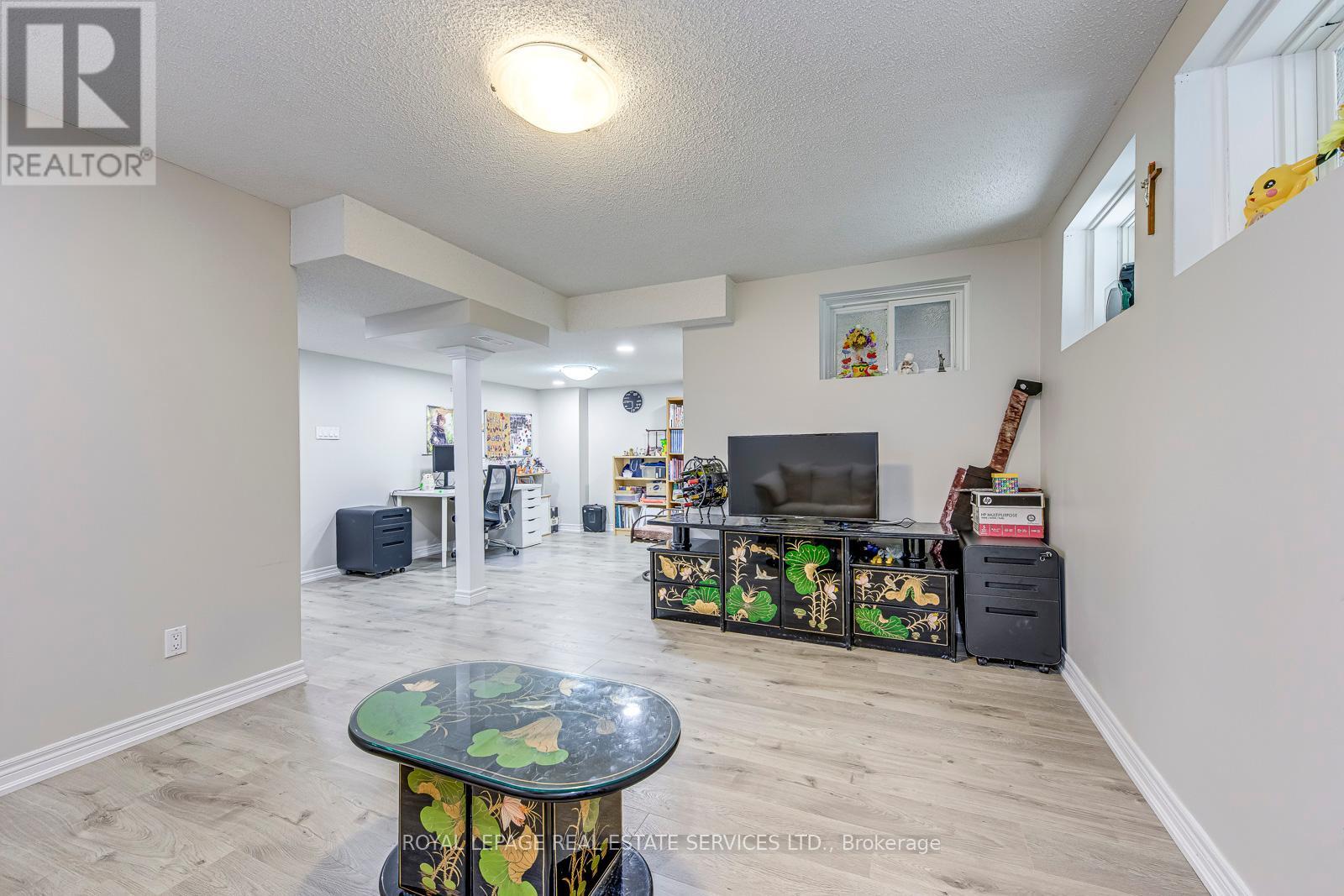 












49 - 1905 BROAD HOLLOW GATE

,
Mississauga,




Ontario
L5L5X2

