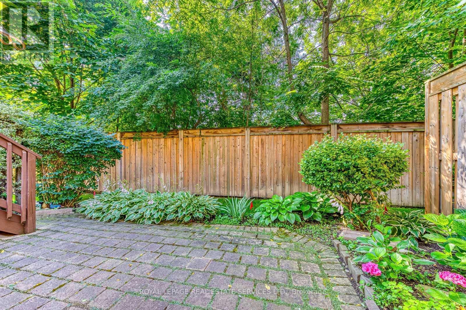 












49 - 1905 BROAD HOLLOW GATE

,
Mississauga,




Ontario
L5L5X2

