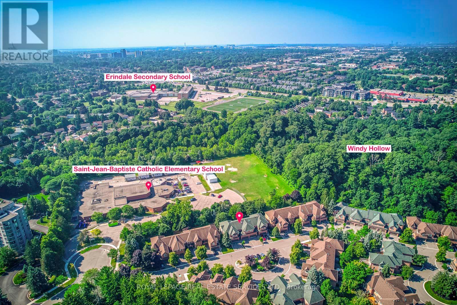 












49 - 1905 BROAD HOLLOW GATE

,
Mississauga,




Ontario
L5L5X2

