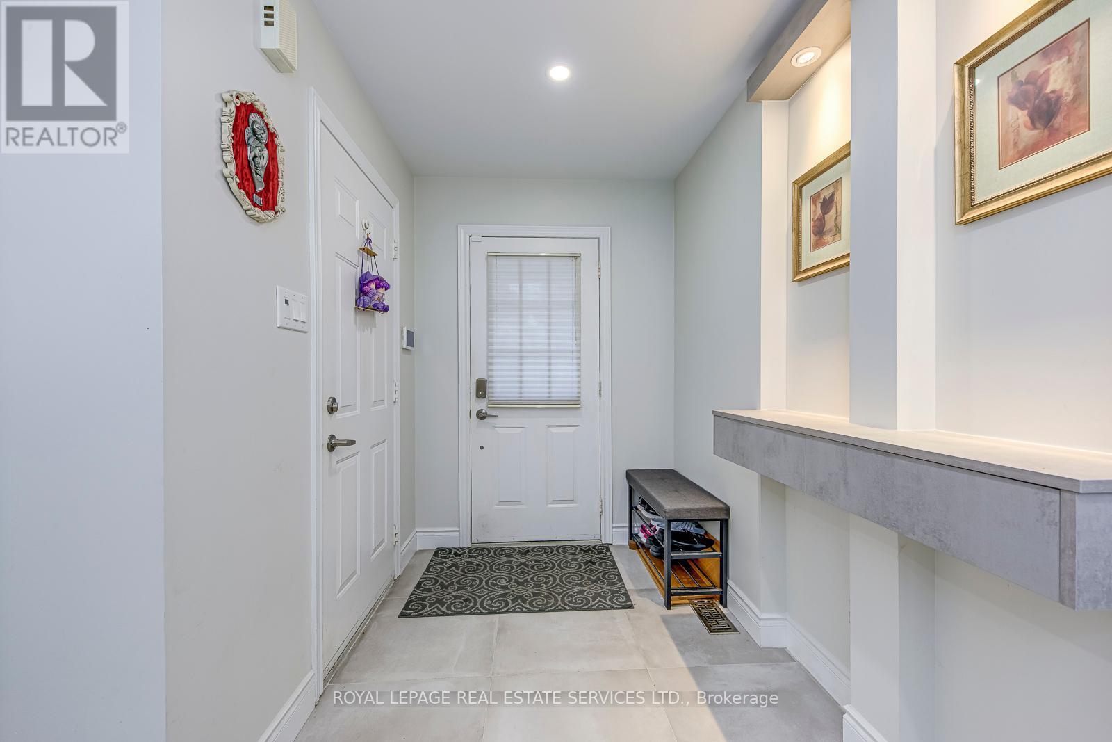 












49 - 1905 BROAD HOLLOW GATE

,
Mississauga,




Ontario
L5L5X2


