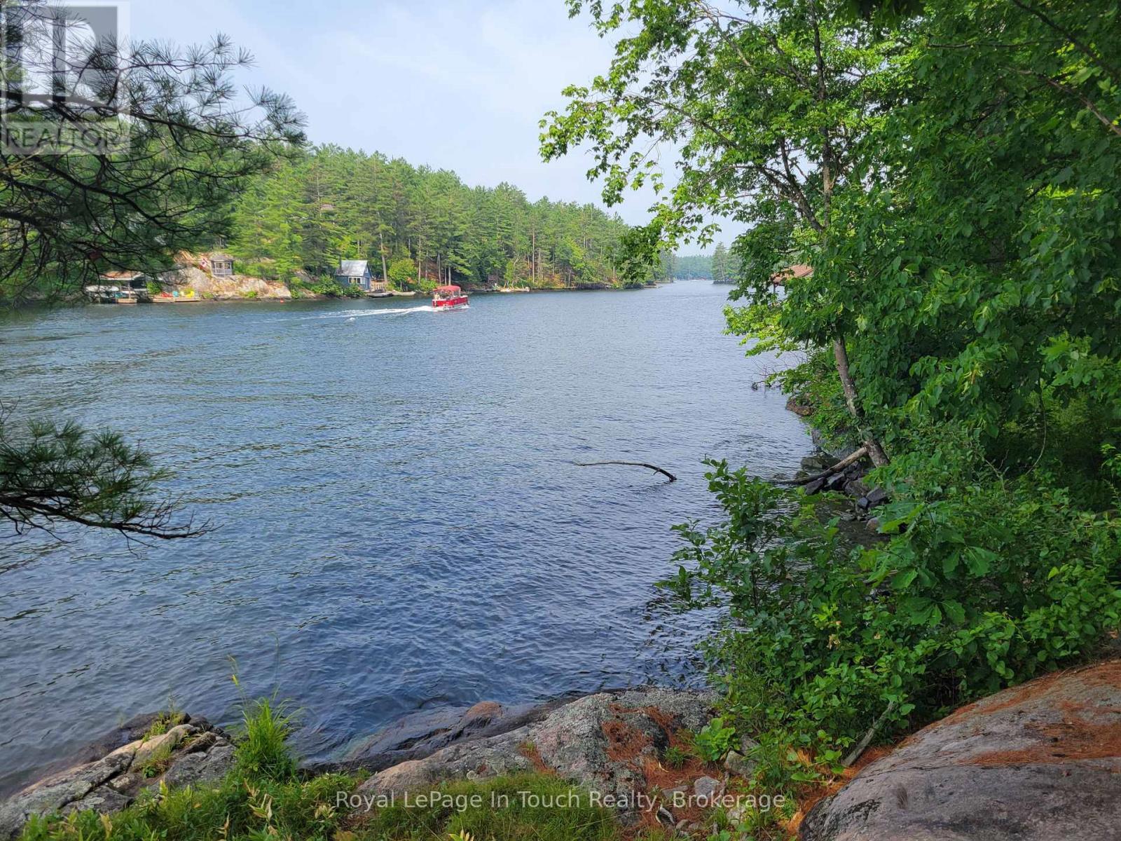 












1 SR407 SEVERN RIVER SHORES

,
Muskoka Lakes (Wood (Muskoka Lakes)),




Ontario
L0K1E0

