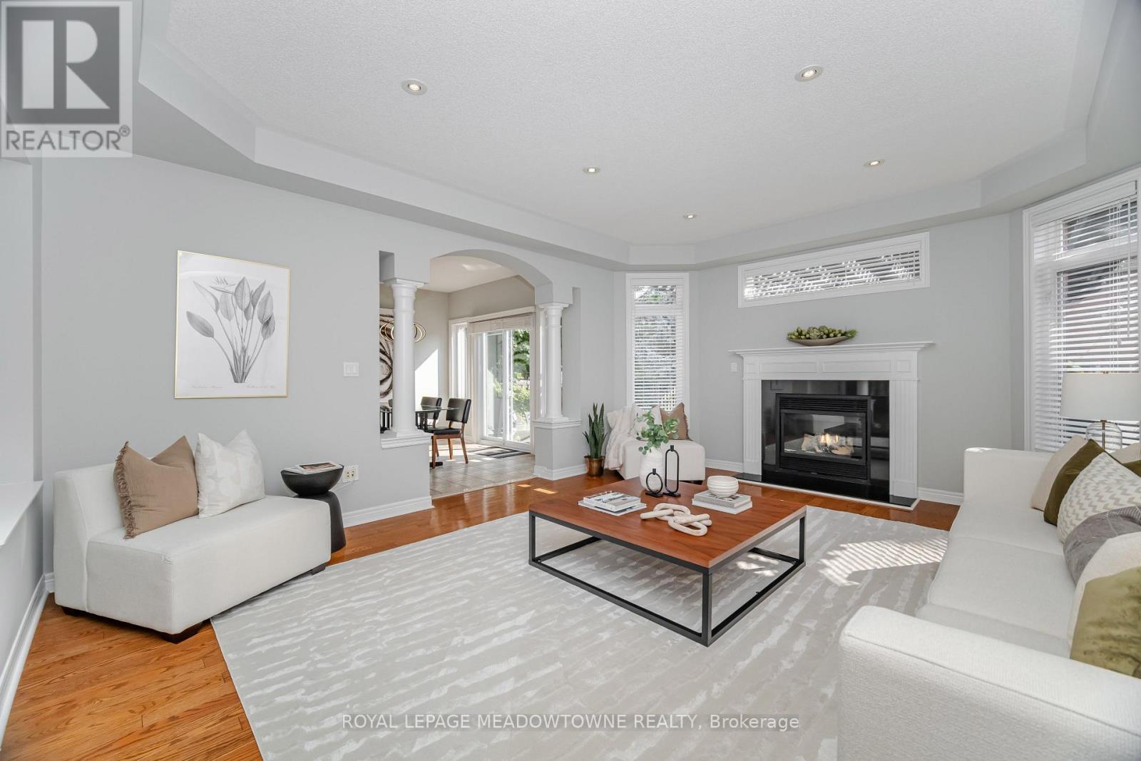












6756 EARLY SETTLER ROW

,
Mississauga,




Ontario
L5W1J3

