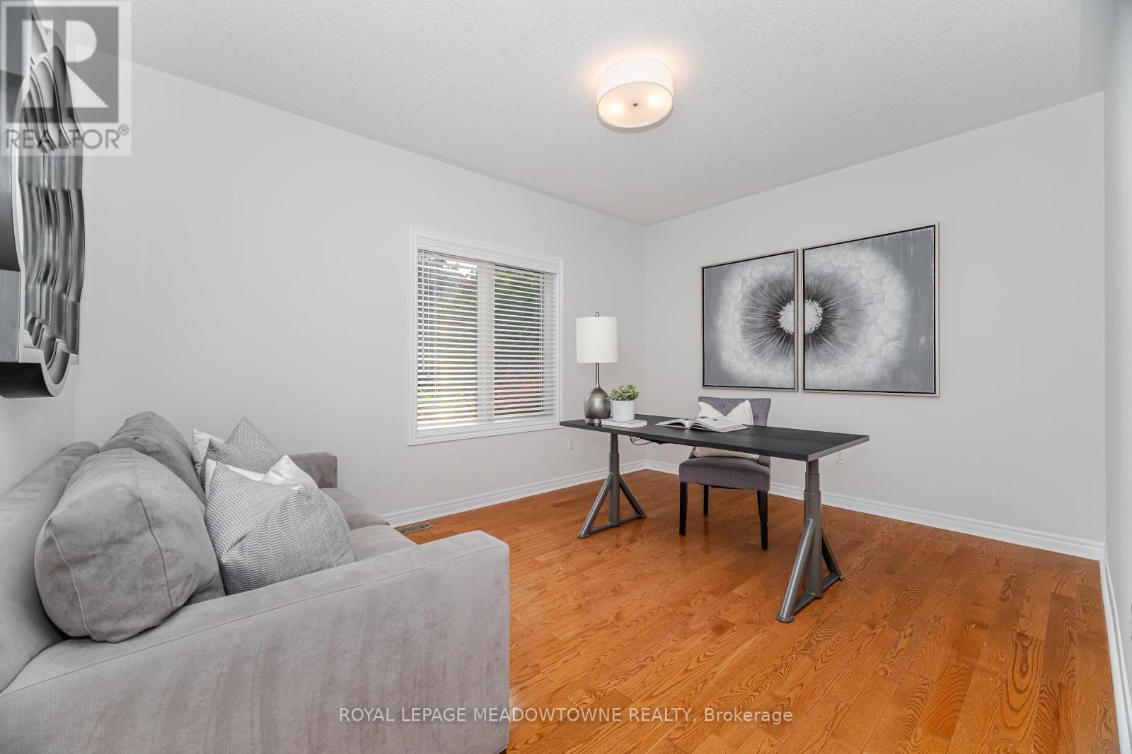 












6756 EARLY SETTLER ROW

,
Mississauga,




Ontario
L5W1J3

