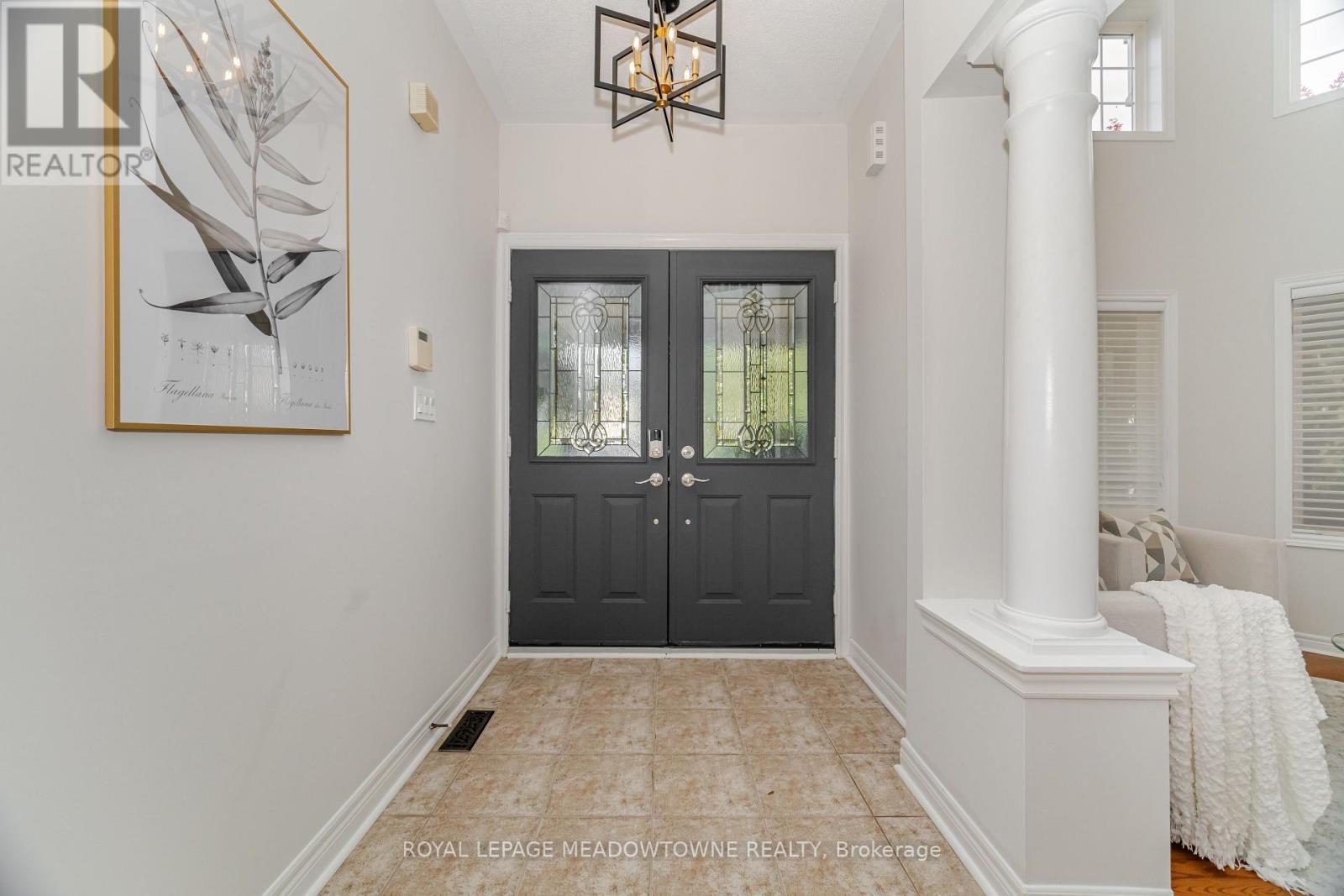 












6756 EARLY SETTLER ROW

,
Mississauga,




Ontario
L5W1J3

