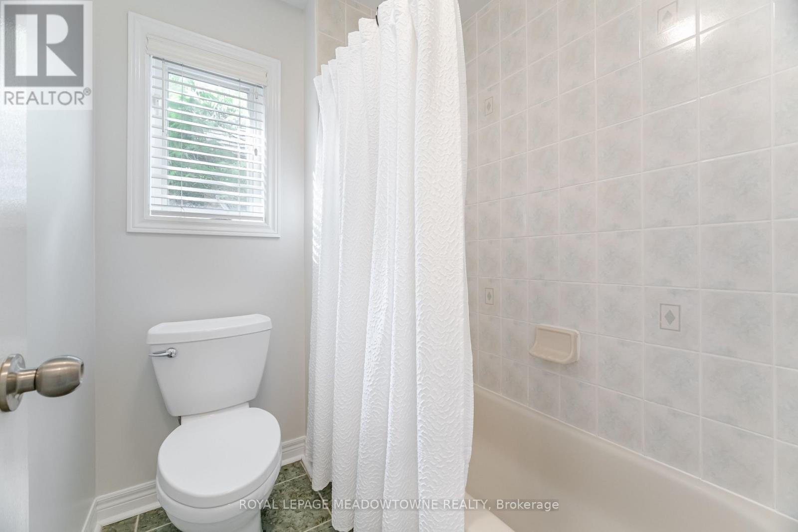 












6756 EARLY SETTLER ROW

,
Mississauga,




Ontario
L5W1J3

