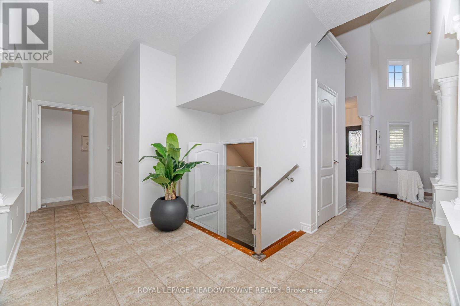 












6756 EARLY SETTLER ROW

,
Mississauga,




Ontario
L5W1J3

