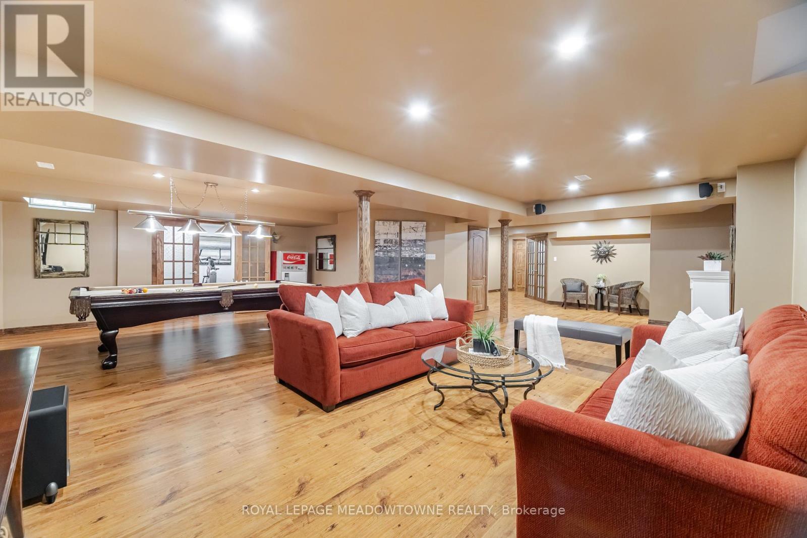 












6756 EARLY SETTLER ROW

,
Mississauga,




Ontario
L5W1J3

