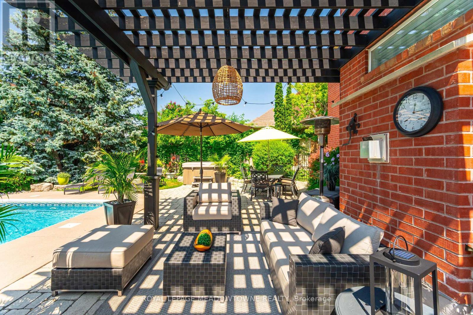 












6756 EARLY SETTLER ROW

,
Mississauga,




Ontario
L5W1J3

