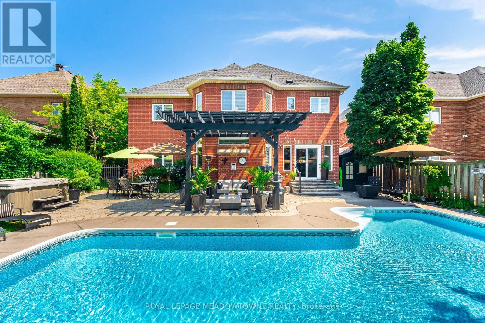 












6756 EARLY SETTLER ROW

,
Mississauga,




Ontario
L5W1J3

