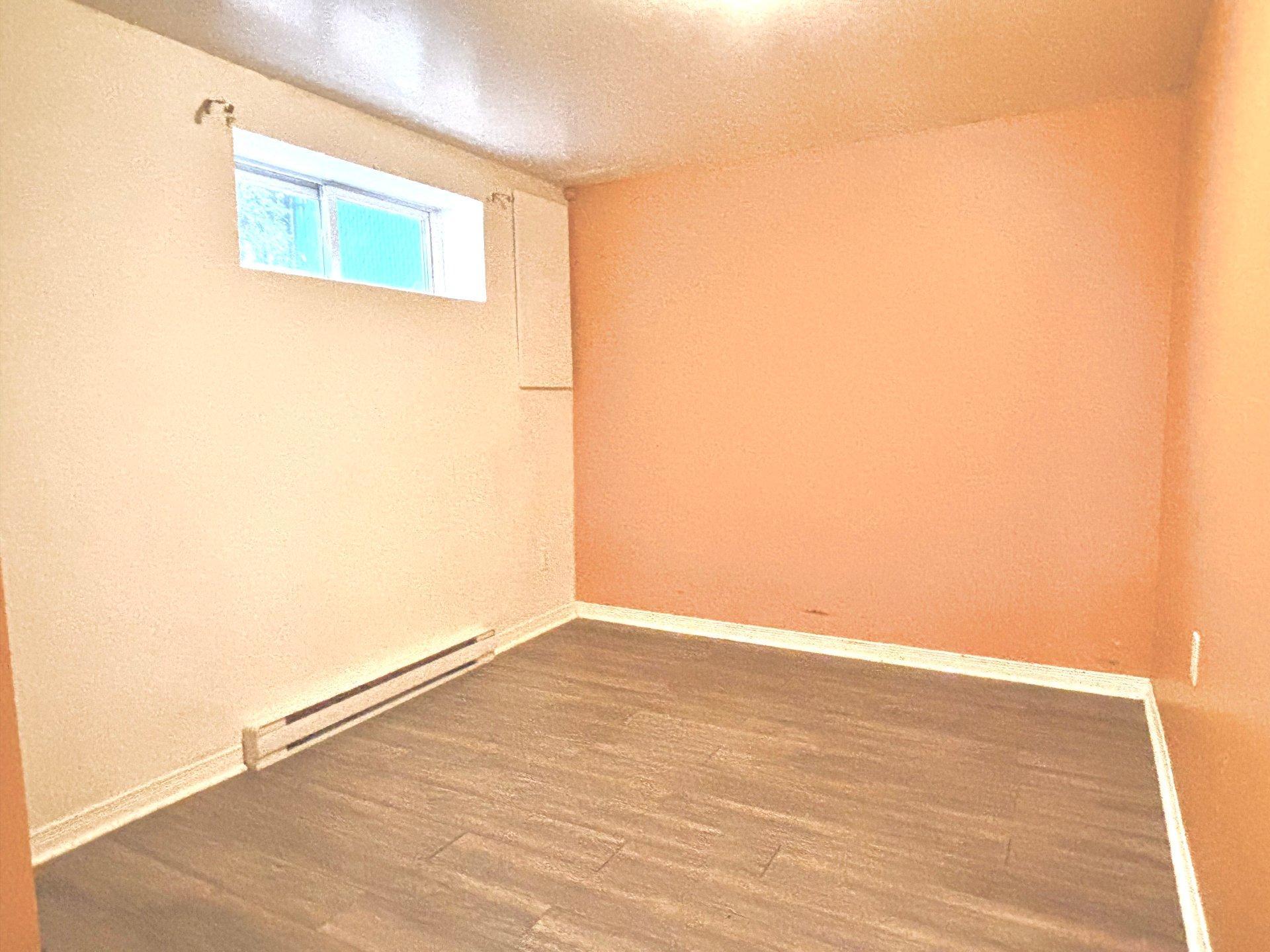 









2696


Rue des Perce-Neige

,
Vaudreuil-Dorion,




QC
J7V8Y4

