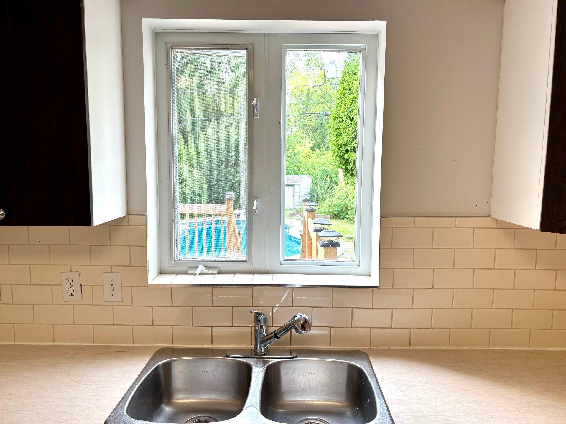 









2696


Rue des Perce-Neige

,
Vaudreuil-Dorion,




QC
J7V8Y4

