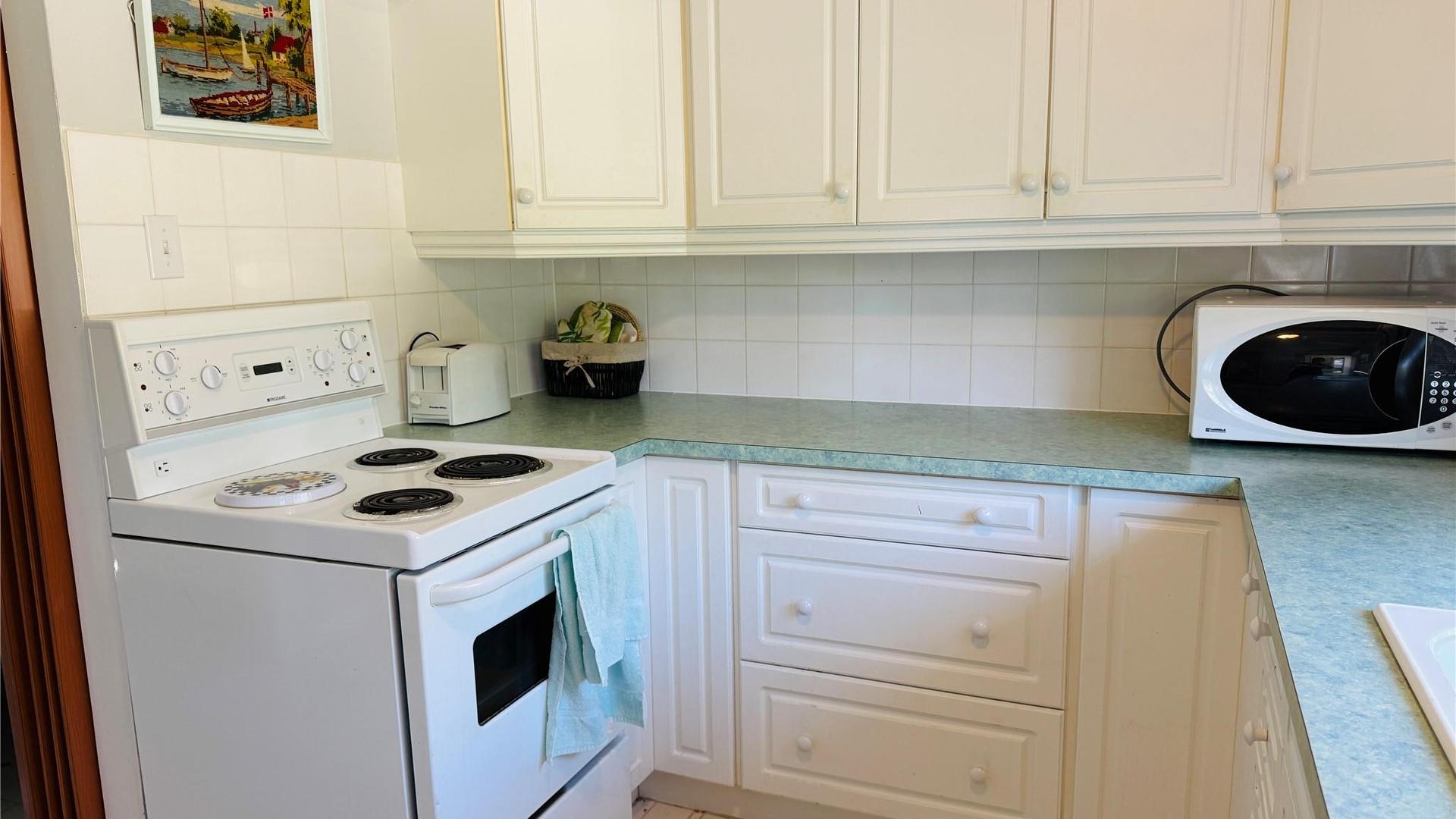 









4688


Poplar

Street,
Windermere,




BC
V0B 2L2

