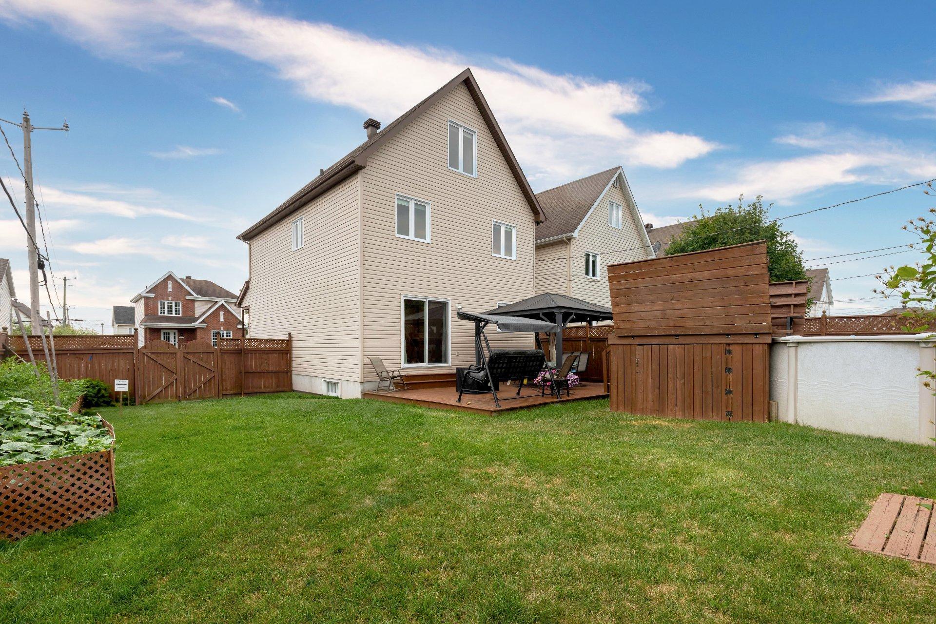 









31


Rue Jules-Verne

,
Gatineau (Gatineau),




QC
J8R2Y1

