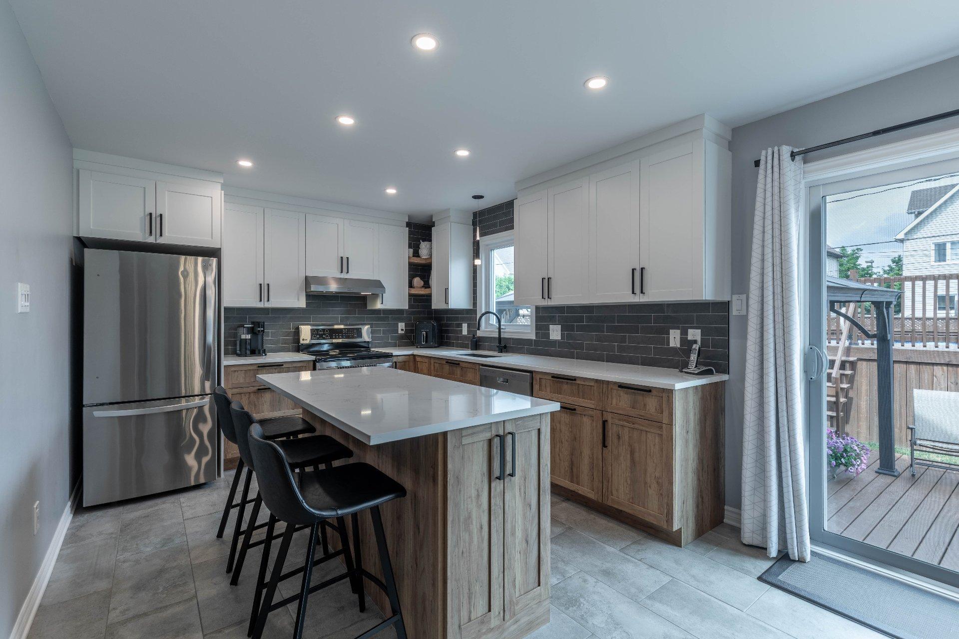 









31


Rue Jules-Verne

,
Gatineau (Gatineau),




QC
J8R2Y1

