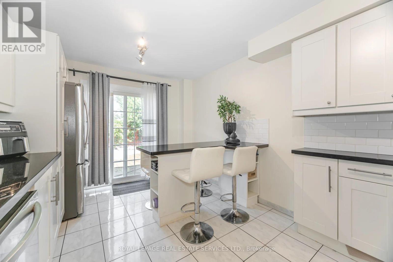 












3245 AUBREY ROAD

,
Mississauga,




Ontario
L5L5C8

