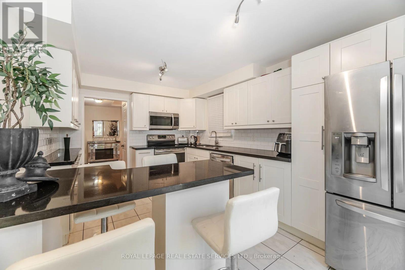 












3245 AUBREY ROAD

,
Mississauga,




Ontario
L5L5C8

