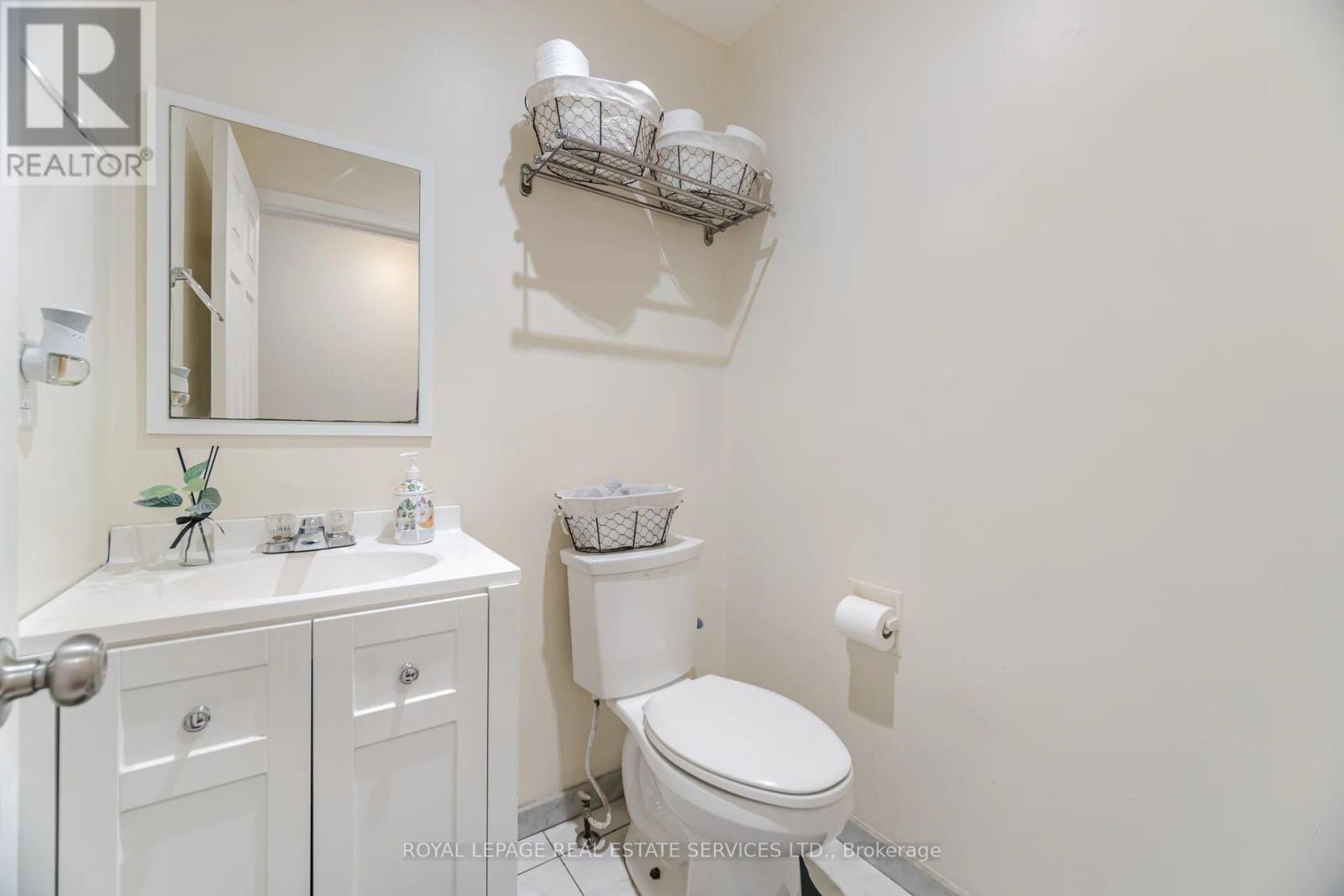 












3245 AUBREY ROAD

,
Mississauga,




Ontario
L5L5C8

