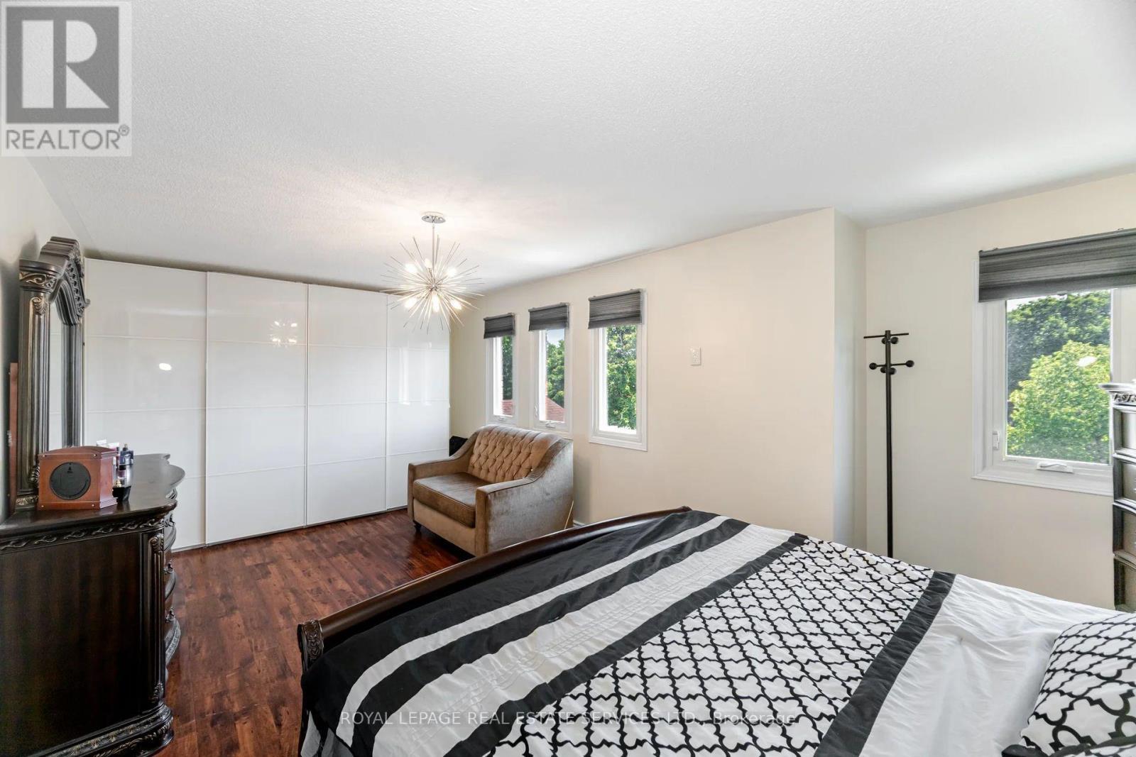 












3245 AUBREY ROAD

,
Mississauga,




Ontario
L5L5C8

