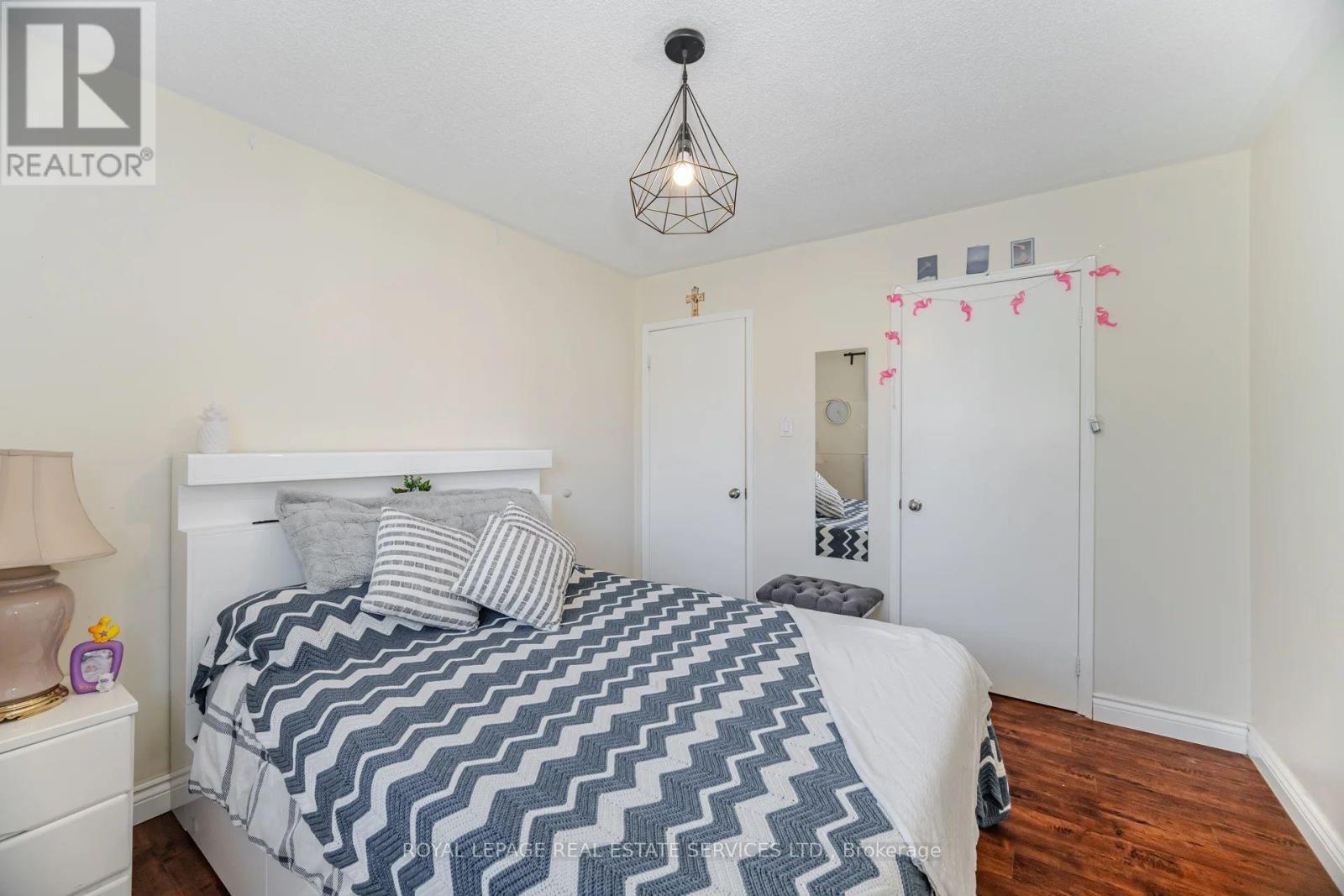 












3245 AUBREY ROAD

,
Mississauga,




Ontario
L5L5C8

