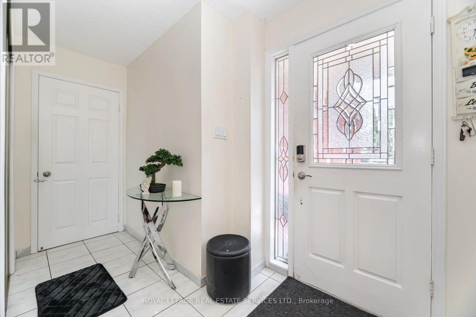 












3245 AUBREY ROAD

,
Mississauga,




Ontario
L5L5C8


