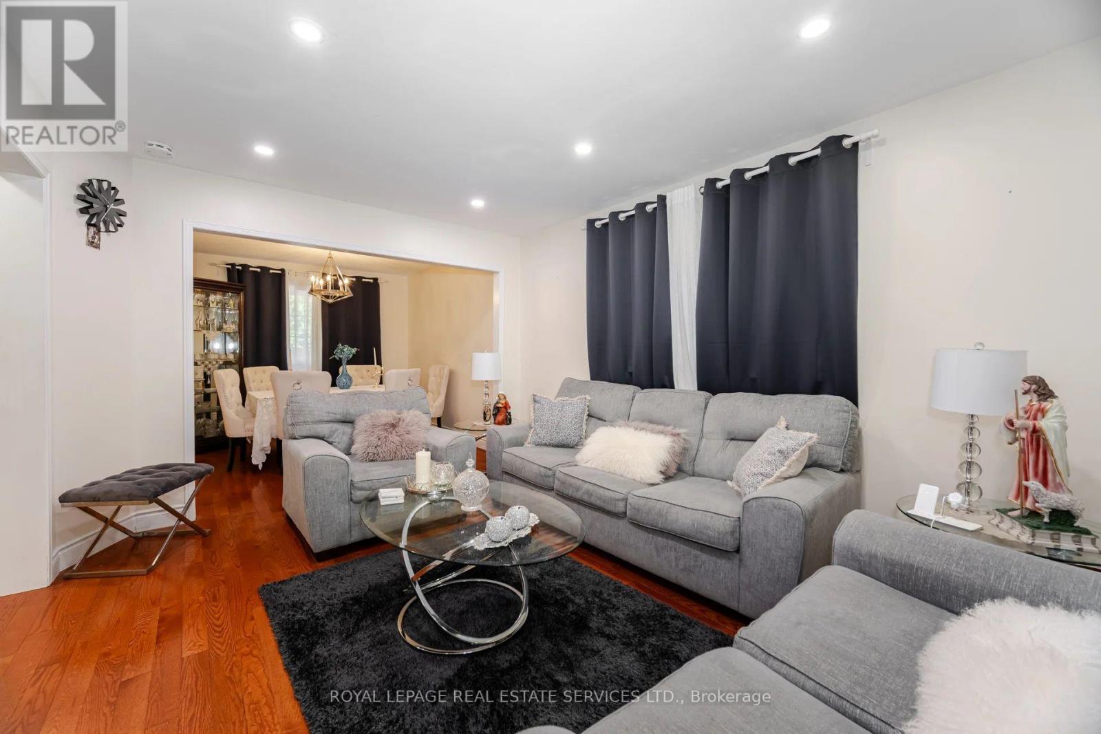 












3245 AUBREY ROAD

,
Mississauga,




Ontario
L5L5C8

