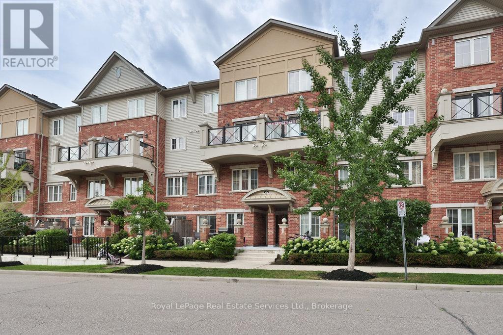 












24 - 47 HAYS BOULEVARD

,
Oakville (RO River Oaks),




Ontario
L6H0J1

