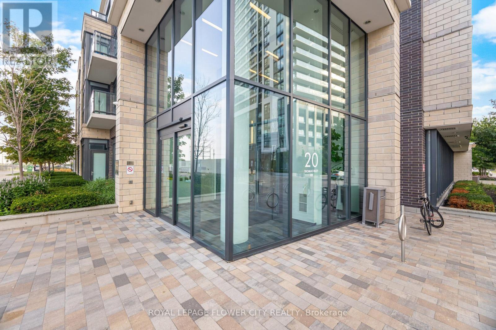 












1206 - 20 THOMAS RILEY ROAD NE

,
Toronto,




Ontario
M9B0C3

