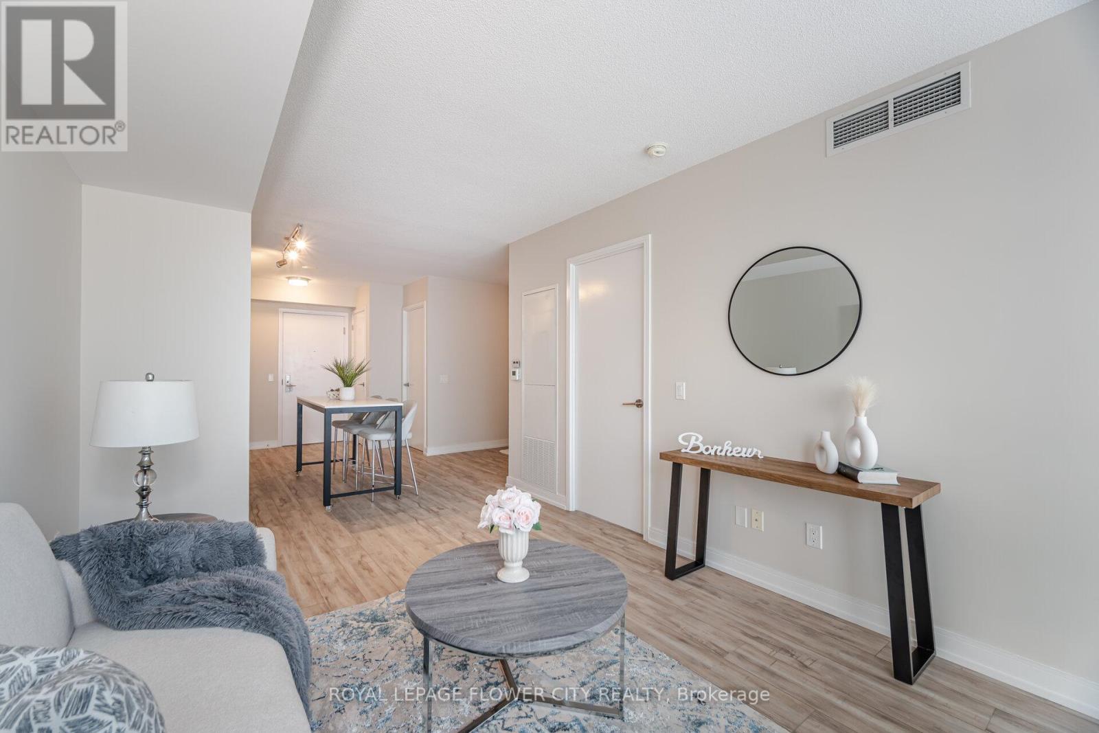 












1206 - 20 THOMAS RILEY ROAD NE

,
Toronto,




Ontario
M9B0C3

