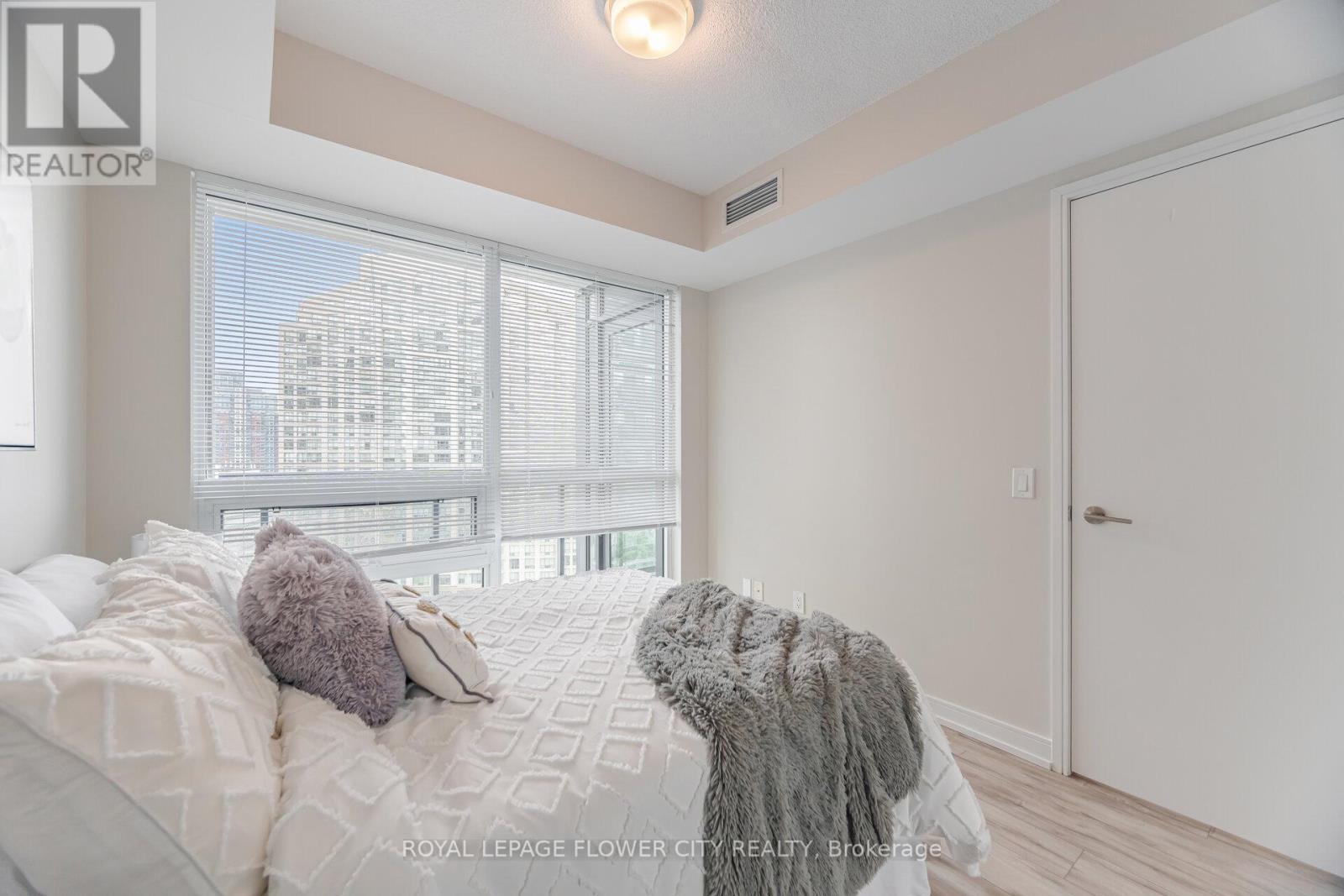 












1206 - 20 THOMAS RILEY ROAD NE

,
Toronto,




Ontario
M9B0C3

