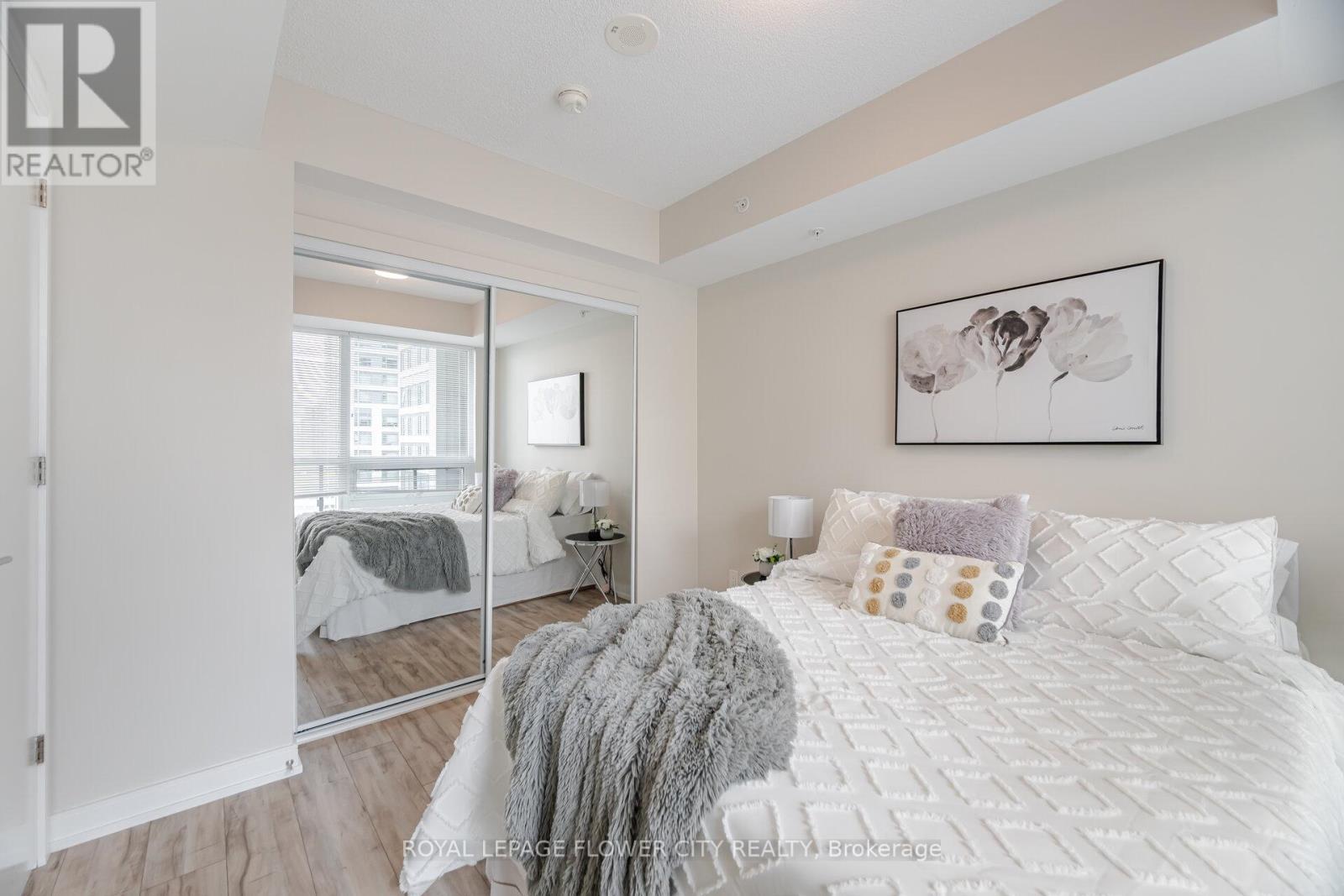 












1206 - 20 THOMAS RILEY ROAD NE

,
Toronto,




Ontario
M9B0C3

