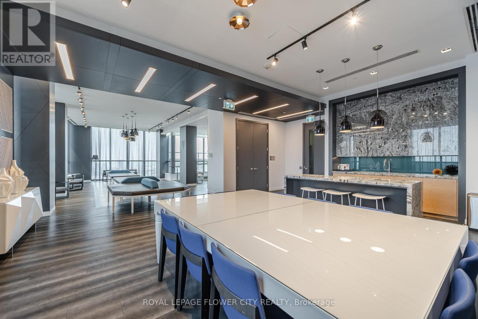 












1206 - 20 THOMAS RILEY ROAD NE

,
Toronto,




Ontario
M9B0C3

