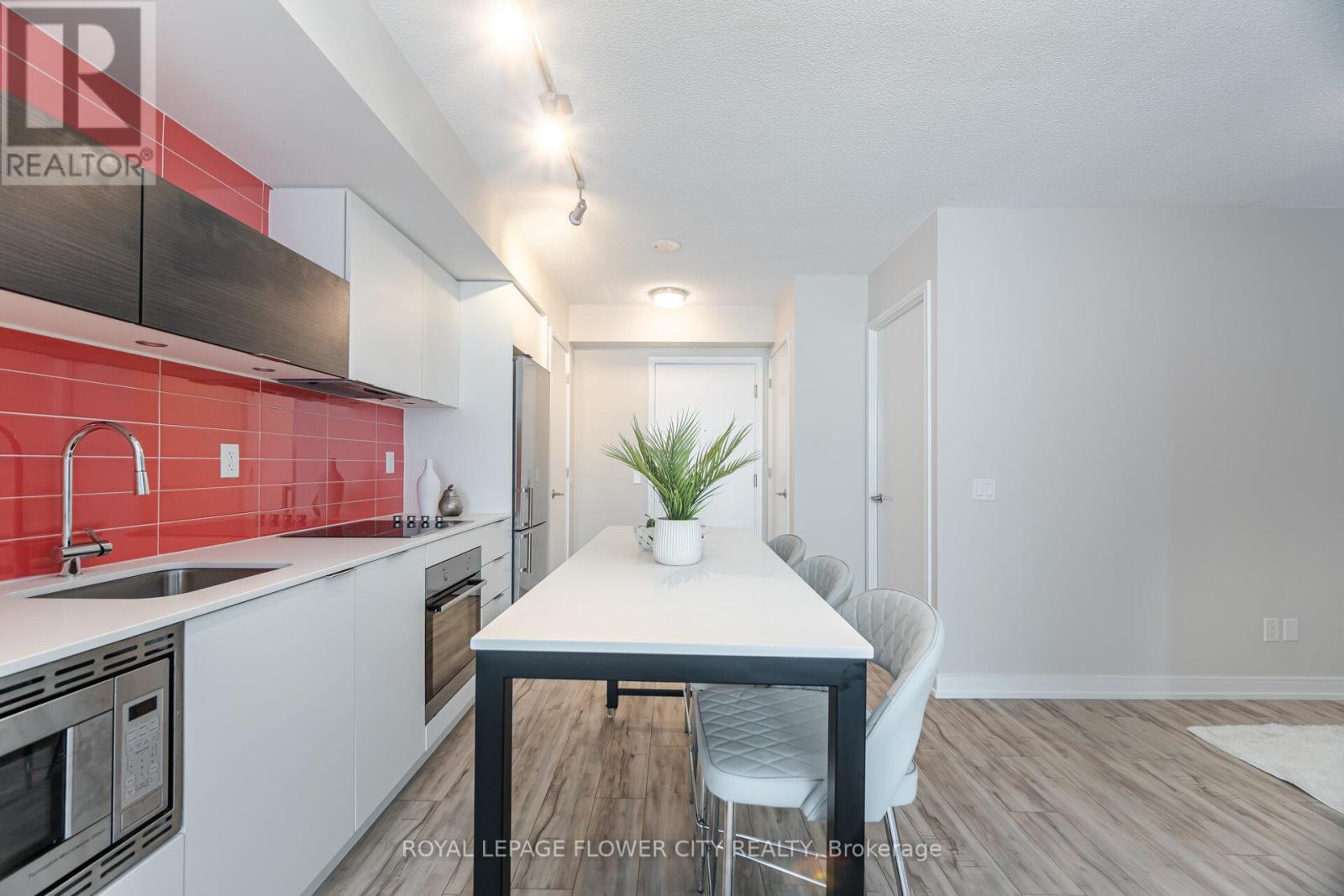 












1206 - 20 THOMAS RILEY ROAD NE

,
Toronto,




Ontario
M9B0C3

